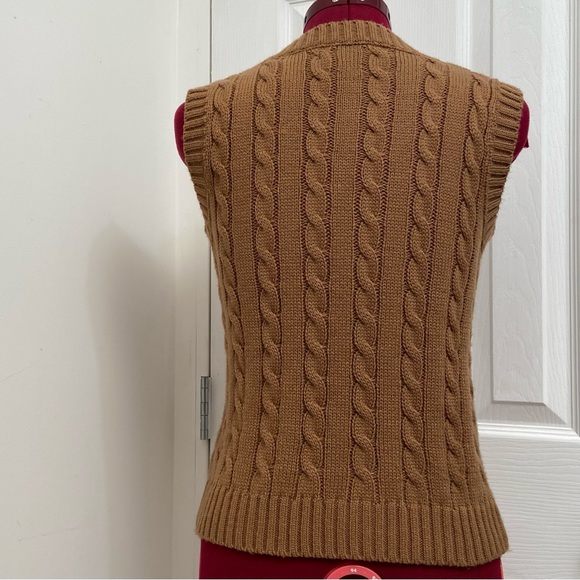 ROMWE women v neck khaki cable knit sweater vest. Size S. Used. - Picture 7 of 8